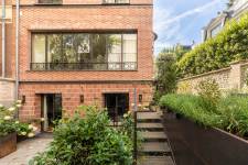 Marcos G. ROJO - ARCHITECTURE UNSTRICTLY SPEAKING